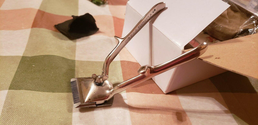 MANUAL HAIR CLIPPERS
