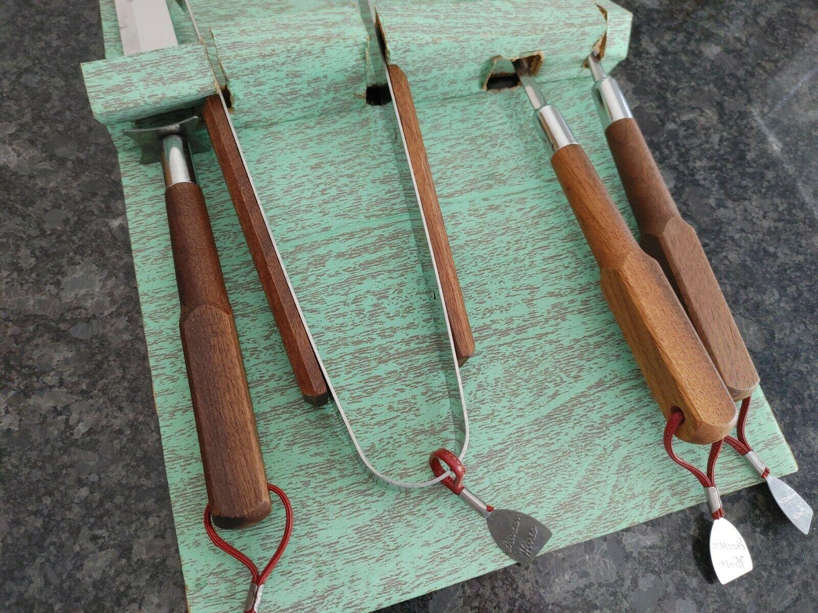 vtg  4-Piece BBQ utensil set
