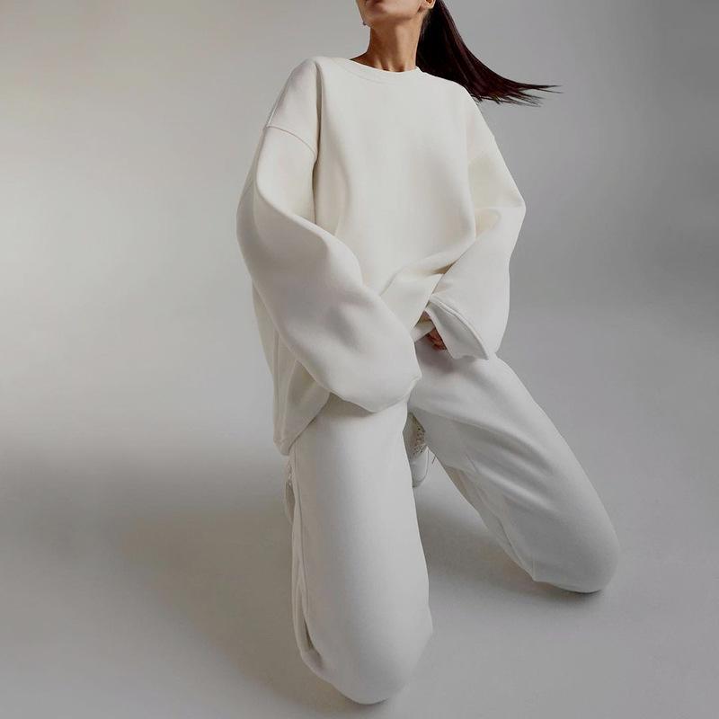 Women's Simple White Sweater Suit