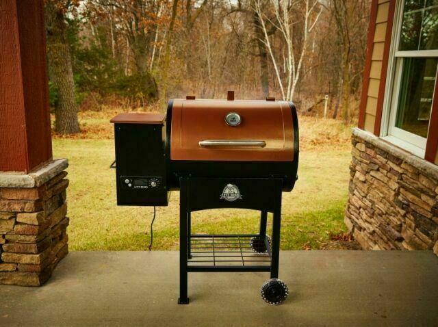 Classic Fired Pellet Grill, Smoker BBQ, Flame Broiler 700 Sq. In.