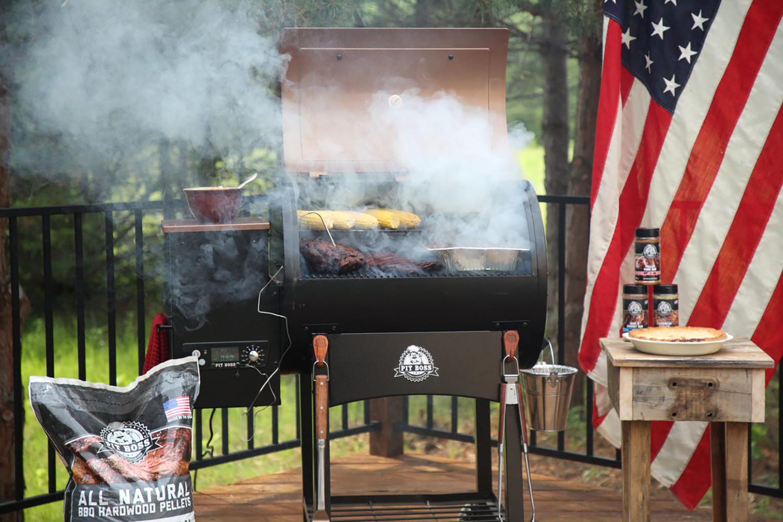 Classic Fired Pellet Grill, Smoker BBQ, Flame Broiler 700 Sq. In.