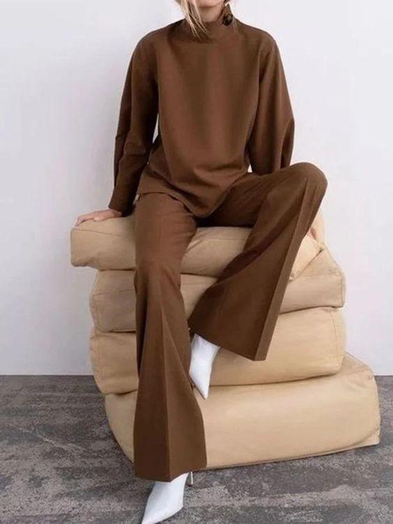 Women's Elegant Neckline Button Design Suit