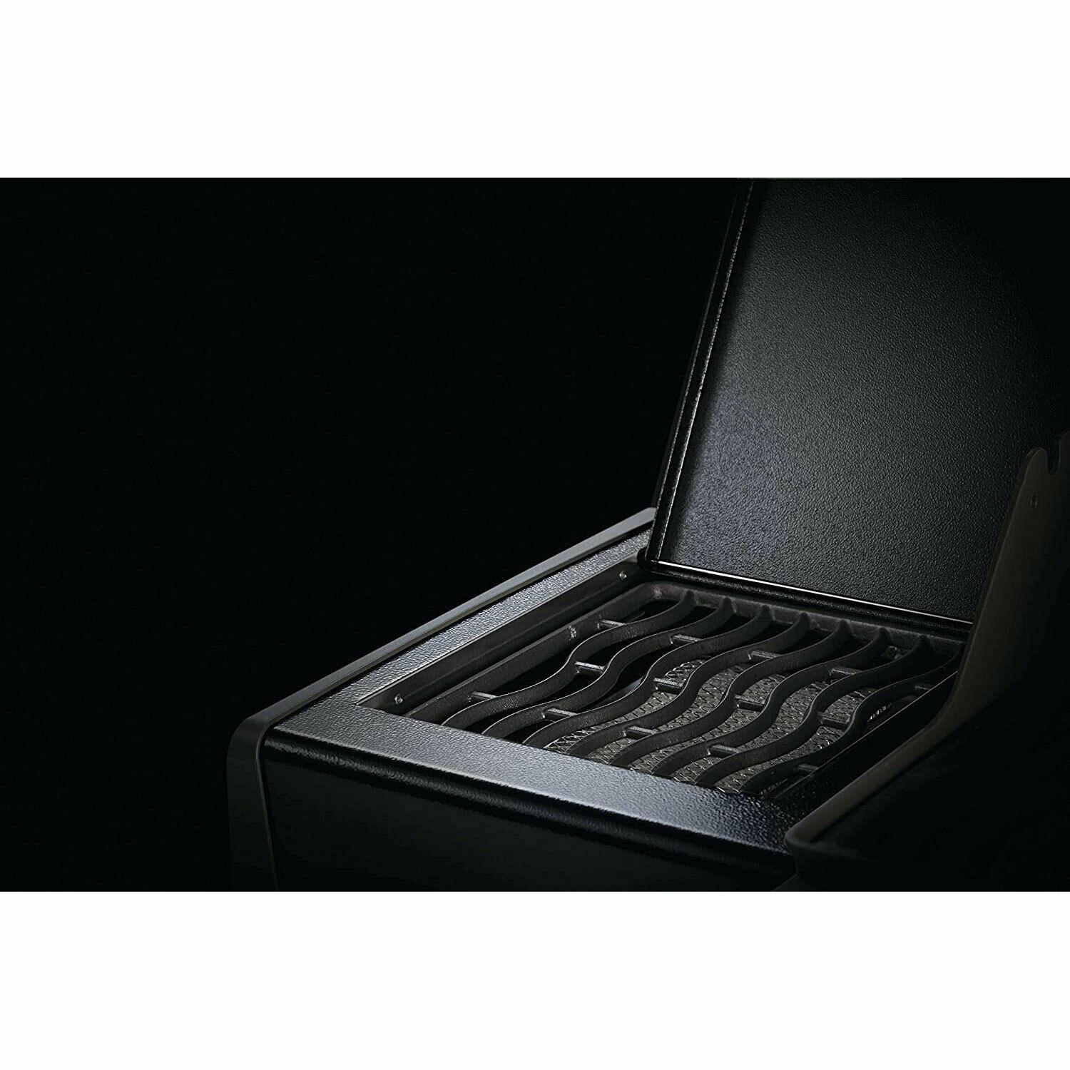 Rogue XT 425 51000 BTU Propane Gas Grill w/Side Infrared Burner, Black