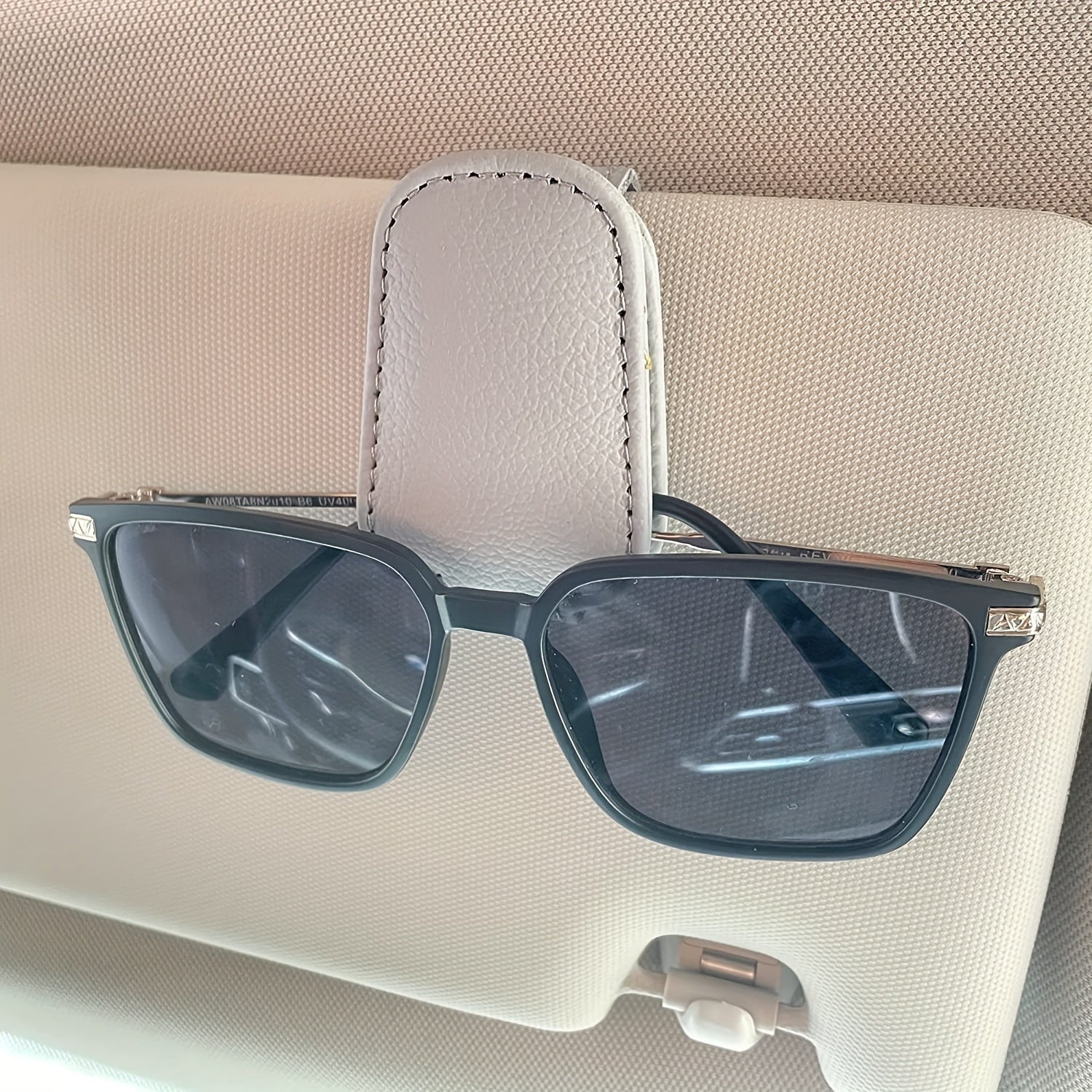 1pc Magnetic PU Leather Car Visor Sunglasses Holder, Sunglasses Holders For Car, Sunglasses Clip For Car Visor, Car Interior Visor Accessories