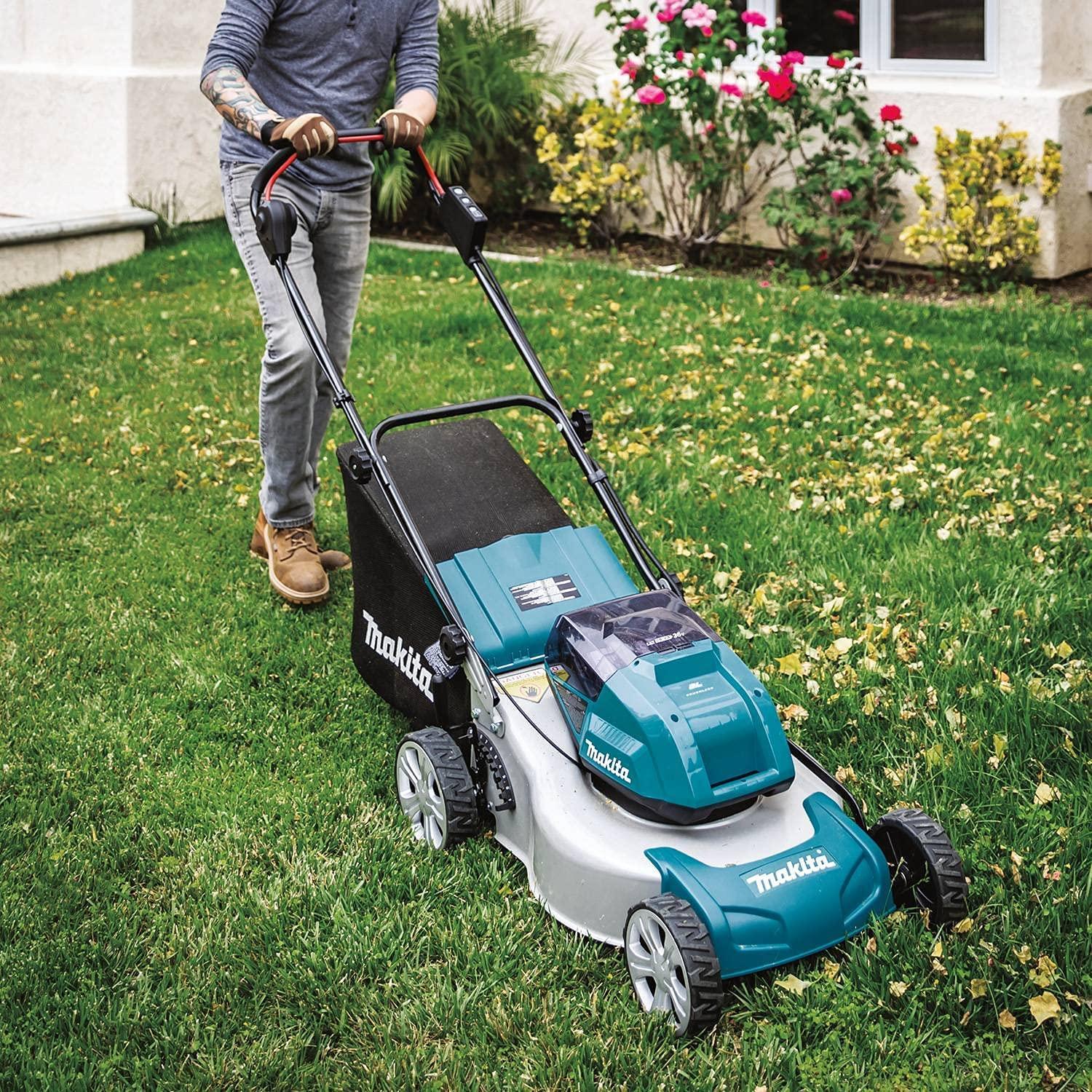 Makita XML03CM1 36V (18V X2) LXT® Brushless 18" Lawn Mower Kit with 4 Batteries