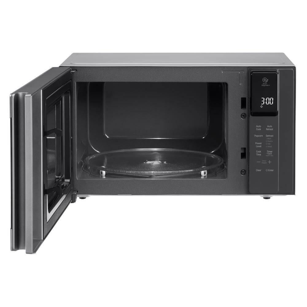 LG NeoChef 1040W Microwave - 0.9 cu ft (LMC0975ST)  Steel - New