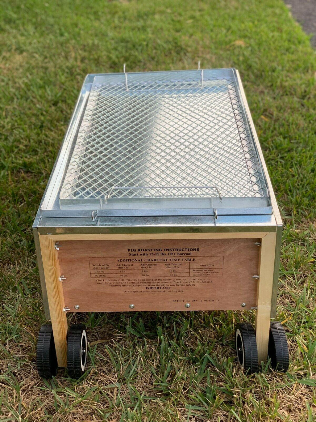 Caja China LarPit BBQ Portable Roaster