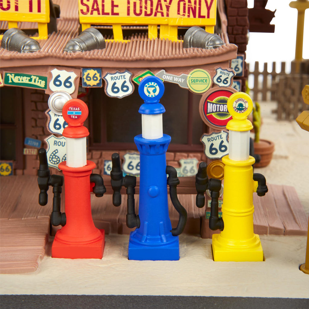/Pixar Cars Precision Series Lizzie's Curios Shop Playset