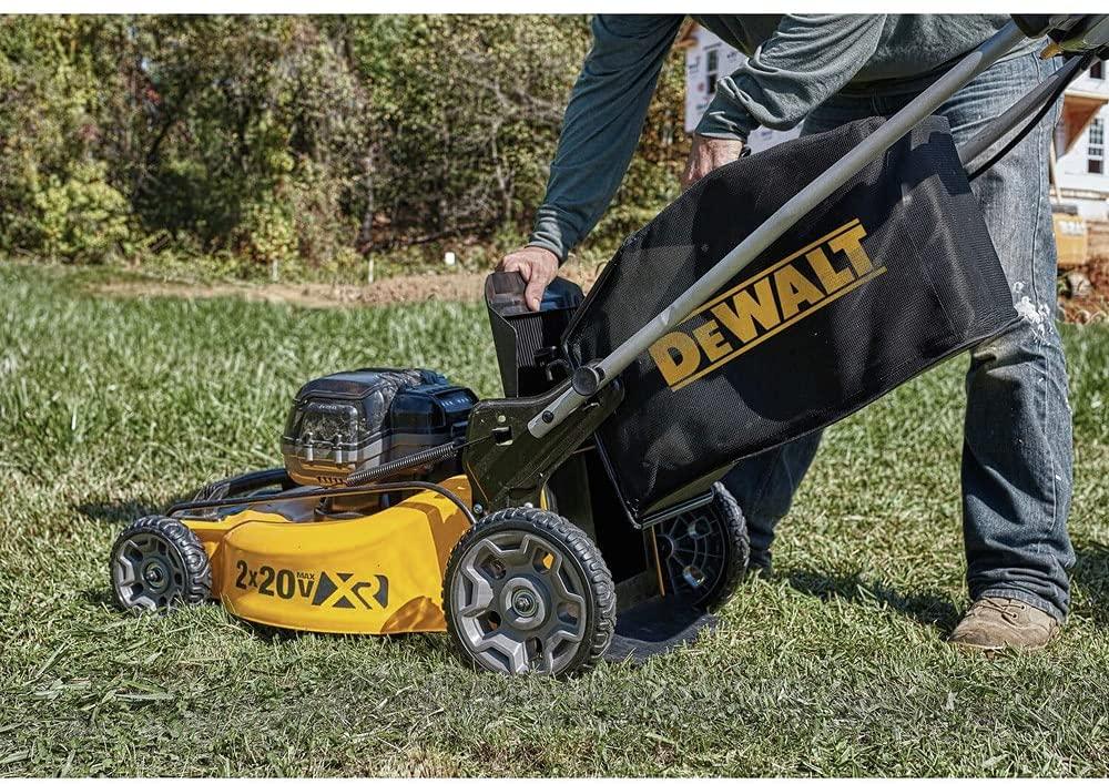 DEWALT DCMW220W2 2X20V MAX Brushless Lithium-Ion 20 in. Cordless Lawn Mower (8 Ah)