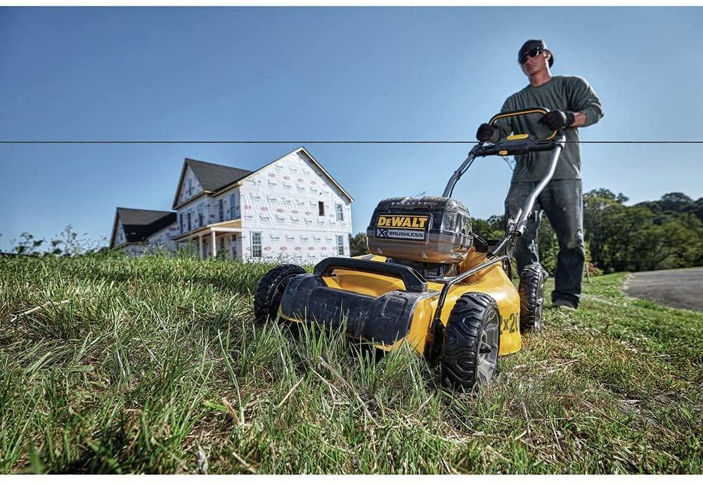 DEWALT DCMW220W2 2X20V MAX Brushless Lithium-Ion 20 in. Cordless Lawn Mower (8 Ah)