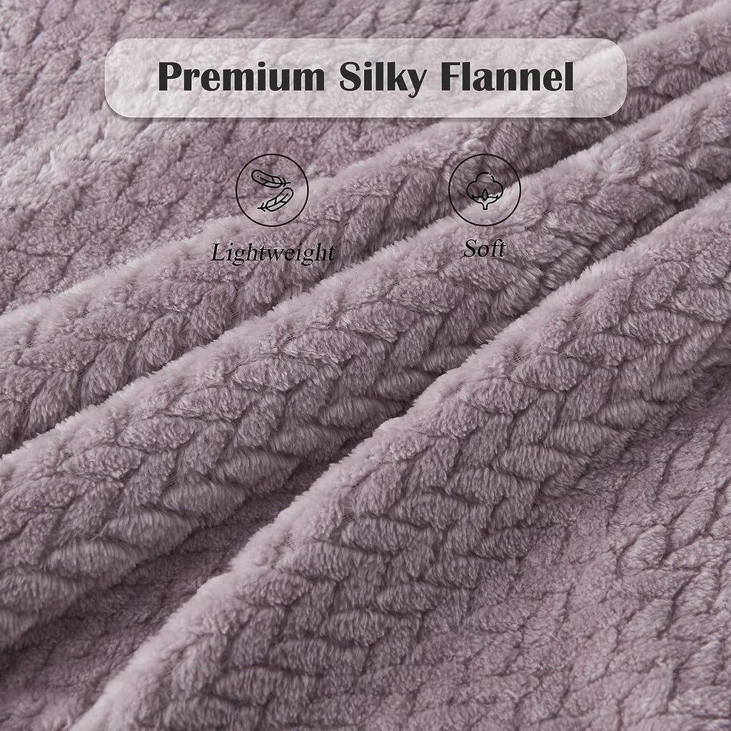 NEWCOSPLAY Super Soft Throw Blanket Light Purple Premium Silky Flannel Fleece Leaves Pattern Lightweight Bed Blanket All Season Use (Light Purple, Throw(50"x60"))