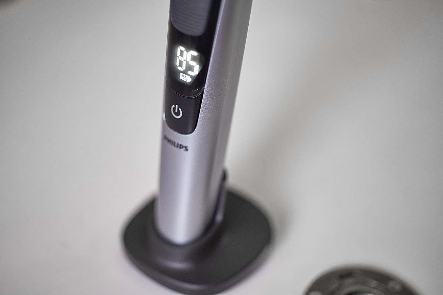 Philips Oneblade pro QP6520/30 - Trimmer Beard with Comb Precision New