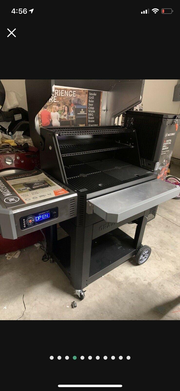 Gravity Series 1050 Digital Charcoal Grill with Smoker - Black