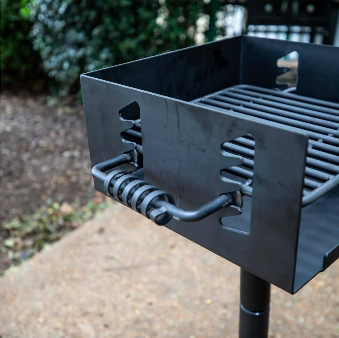 Park Style Grill 16" x 16" CooArea Rolling Base Swivel