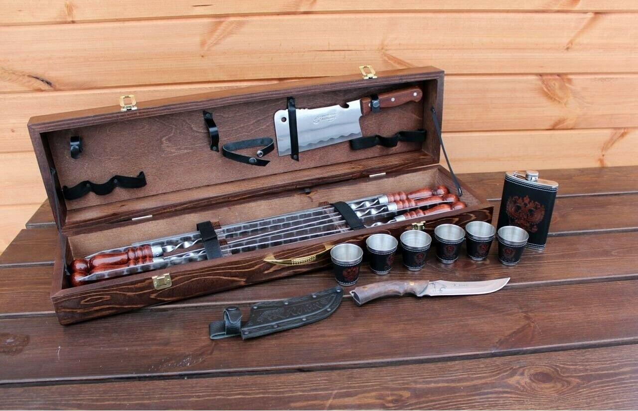 set of 6 skewers BBQ, Kebob, 6 glasses, a hatchet for meat, a knife and a flask