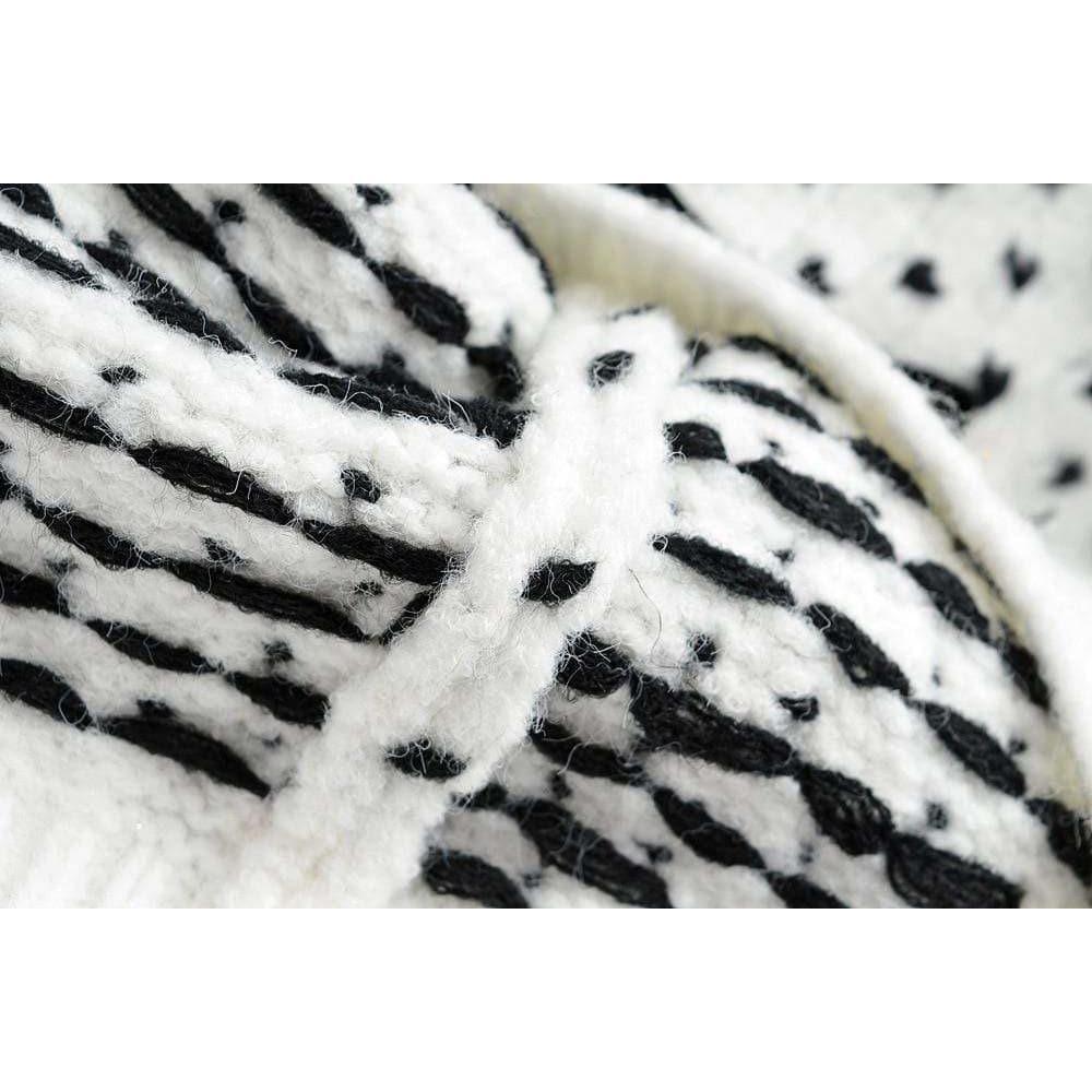 round neck heart sweater