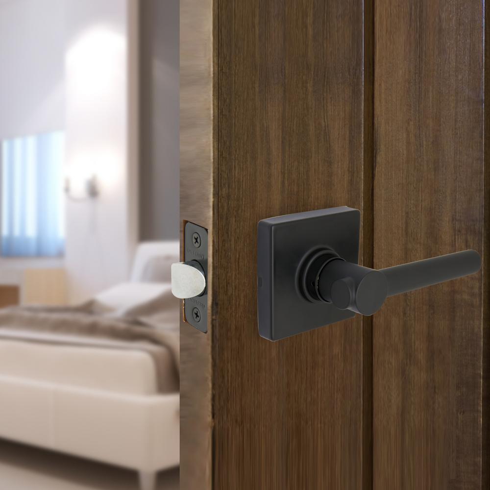 Highland Matte Black Hall and Closet Door Lever with Square Rose