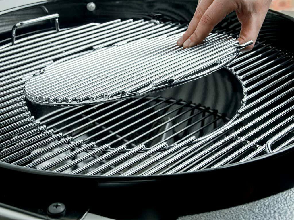 15401001 Performer Premium Charcoal Grill, 22-Inch, Black