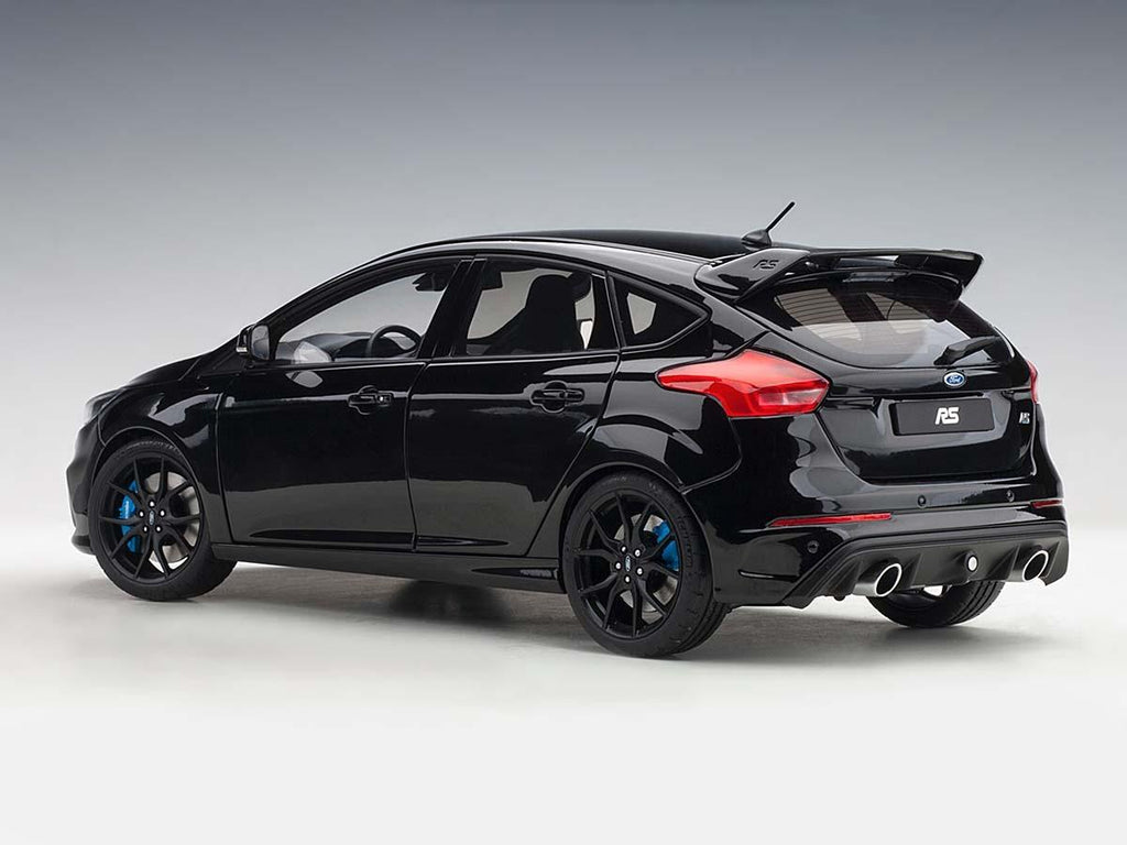 2016 Ford Focus RS Shadow Black 1/18 Model Car by Autoart