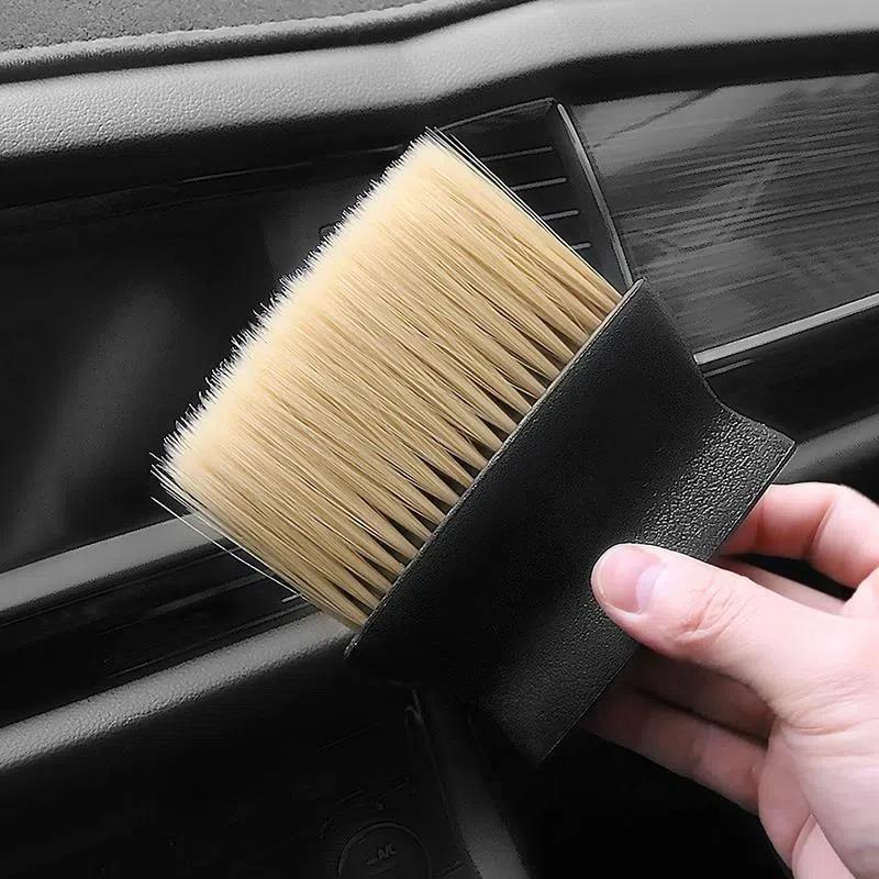 Keep Your Car Dust-With This Air Outlet Cleaning Brush!