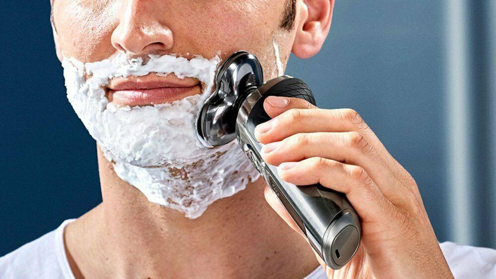 Philips Norelco S9000 Prestishaver, Rechargeable Wet/Dry Electric Shaver