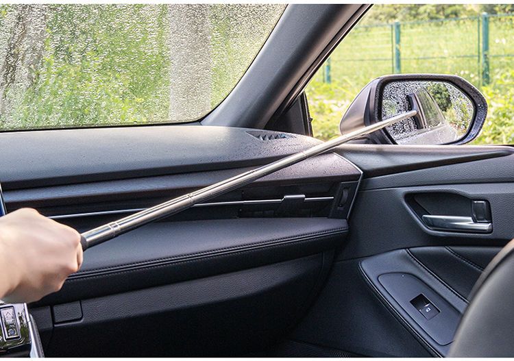 Portable Rearview Mirror Wiper Retractable Car Window Cleaning Brush With SponCleaner Remover