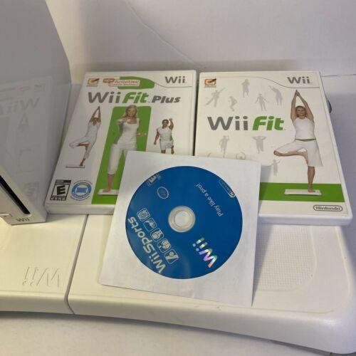 Wii Console RVL-001 Wii Fit Bundle w/ Board &amp; 3 Games Wii Sports