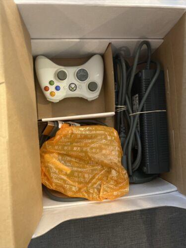 Microsoft Xbox 360 Pro 20GB Console - CIB Complete In Box - Tested, Working!