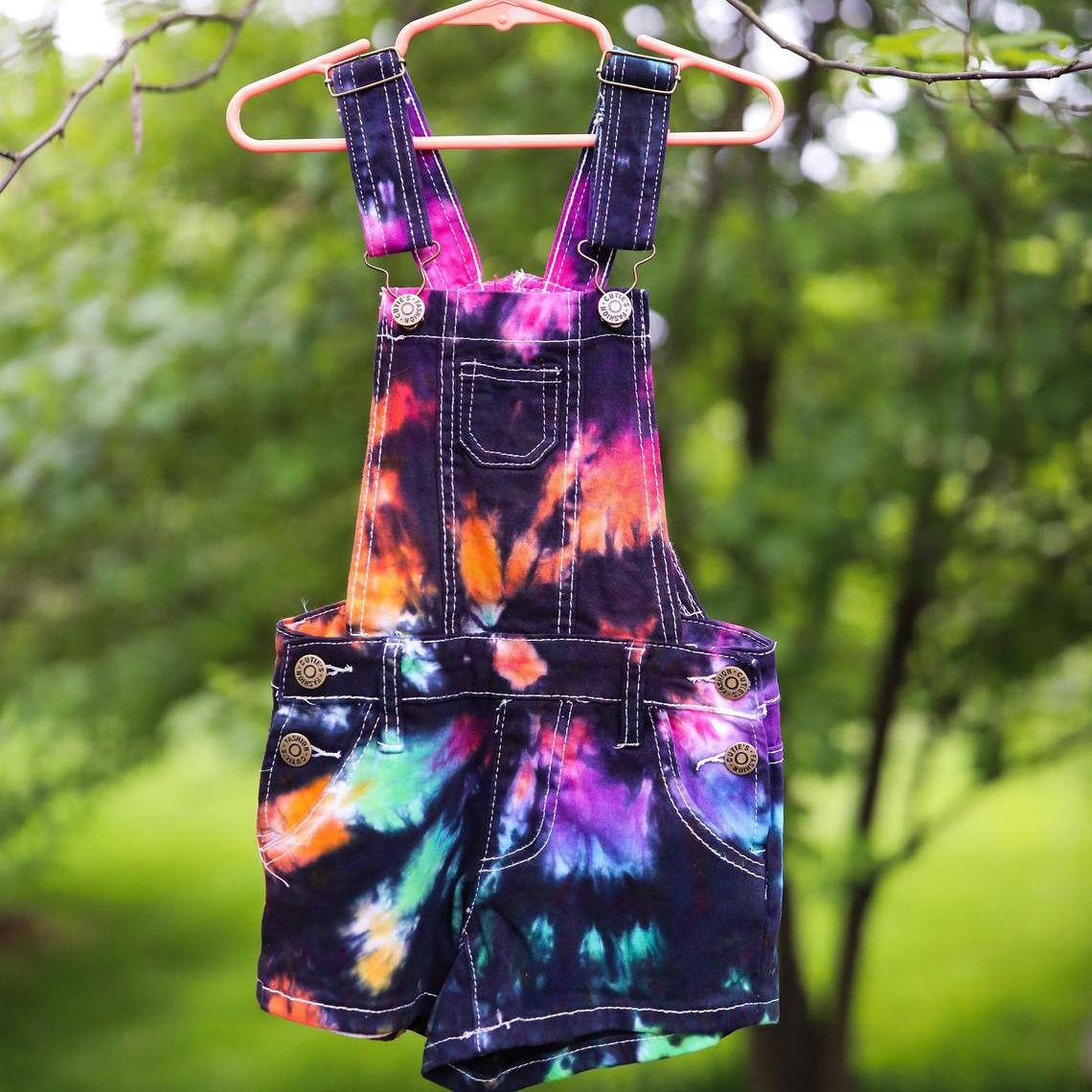 Color trend  jumpsuit