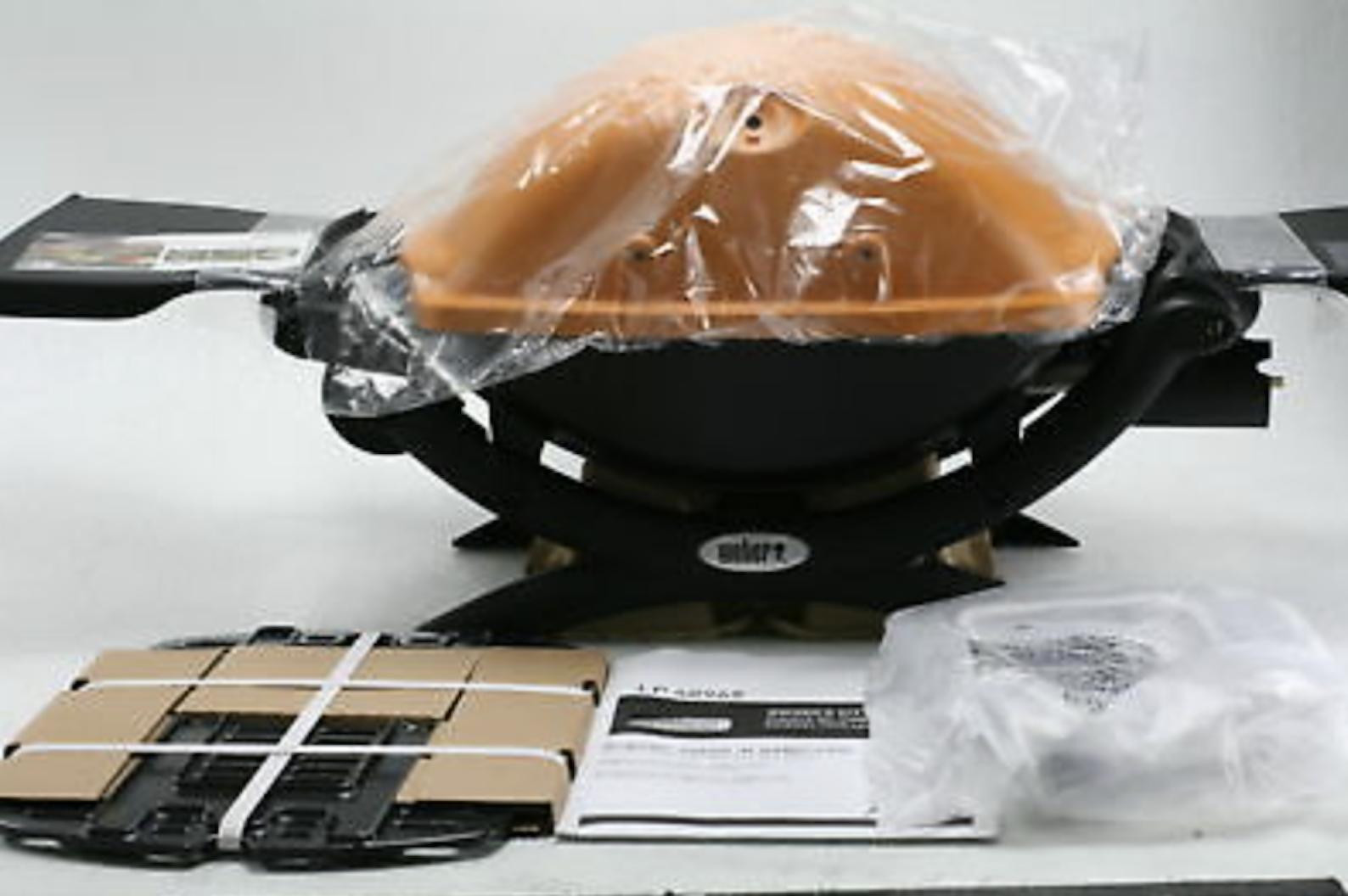 Q1200 1-Burner Portable Tabletop Propane Gas Grill in Oran-51190001