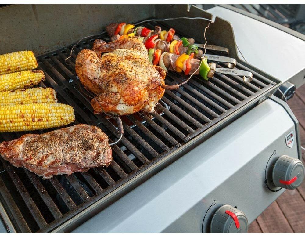 Gas BBQ Grill  Spirit II E-310 3-Burner Natural Black Cart Thermometer