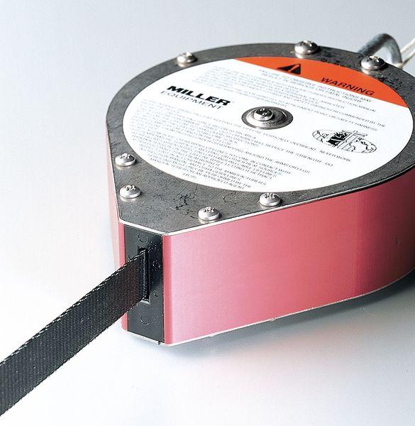 MILLER RL20P-Z7/20FT 20 ft. L 310 lb. Weight Capacity Red Self