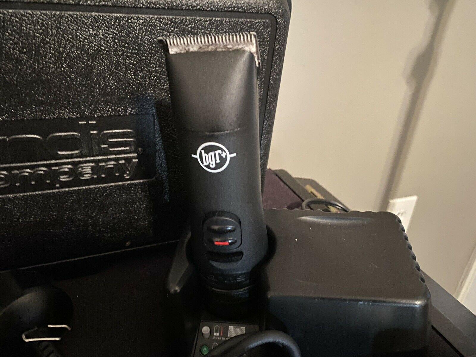 Andis BGRC Professional Clipper W/ Charging Dock and Power Cord EUC