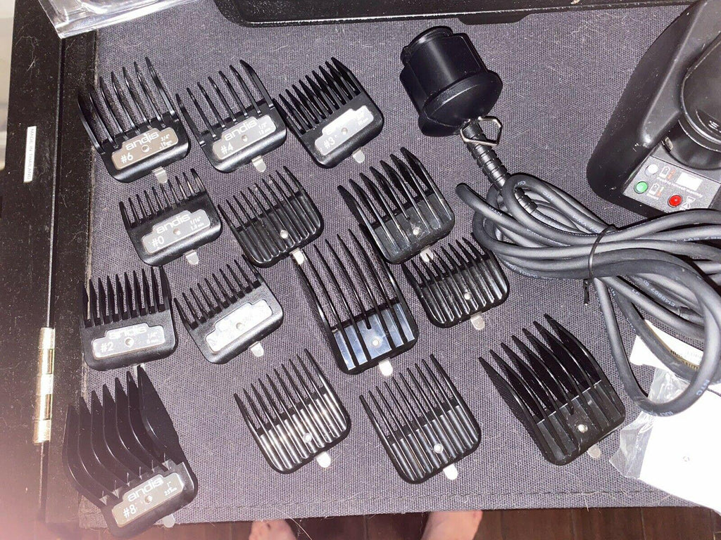 Andis BGRC Professional Clipper W/ Charging Dock and Power Cord EUC