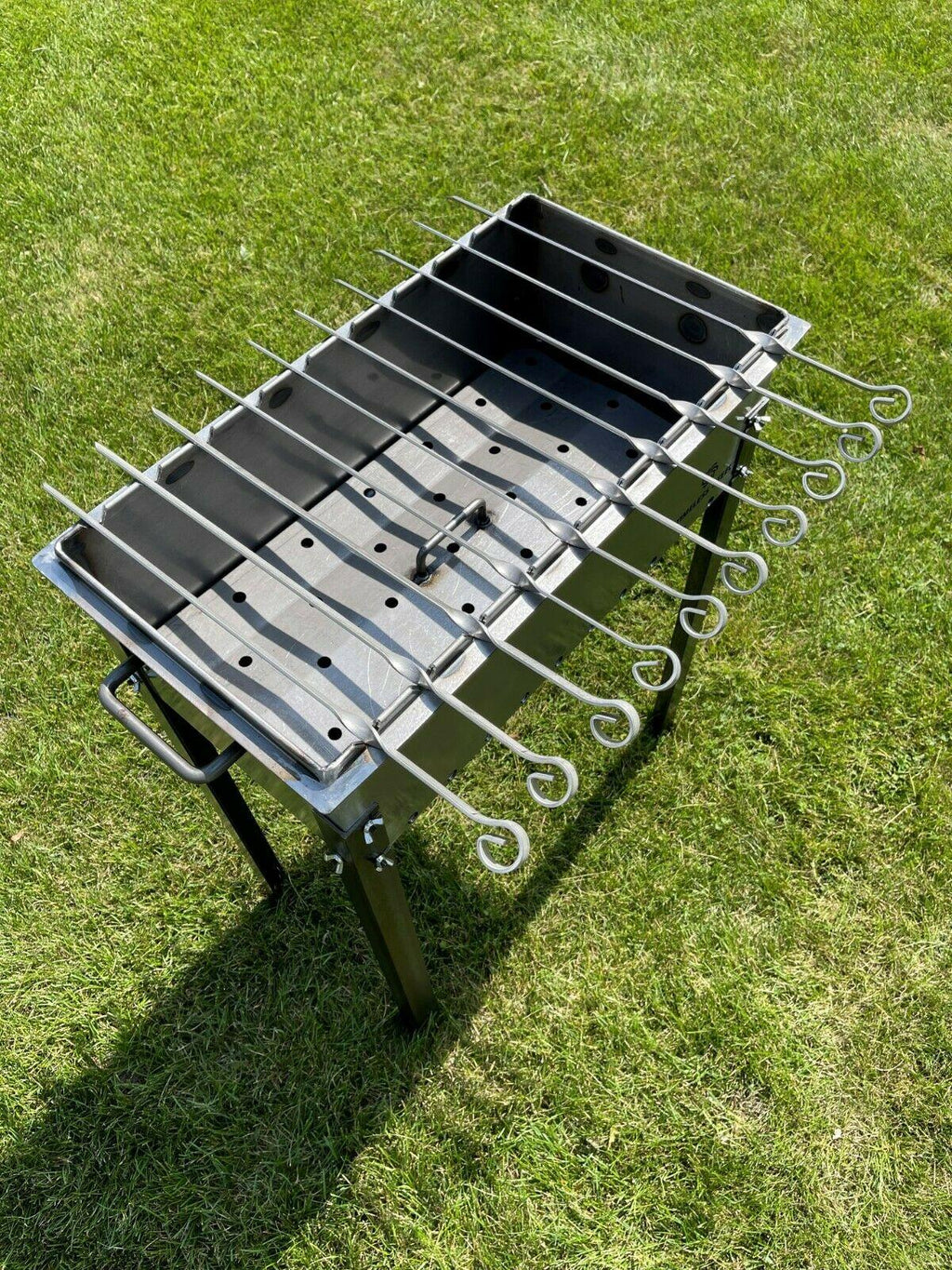 Heavy-duty Steel BBQ Grill / MANGAL 11 Ga (3mm) + 10 skewers