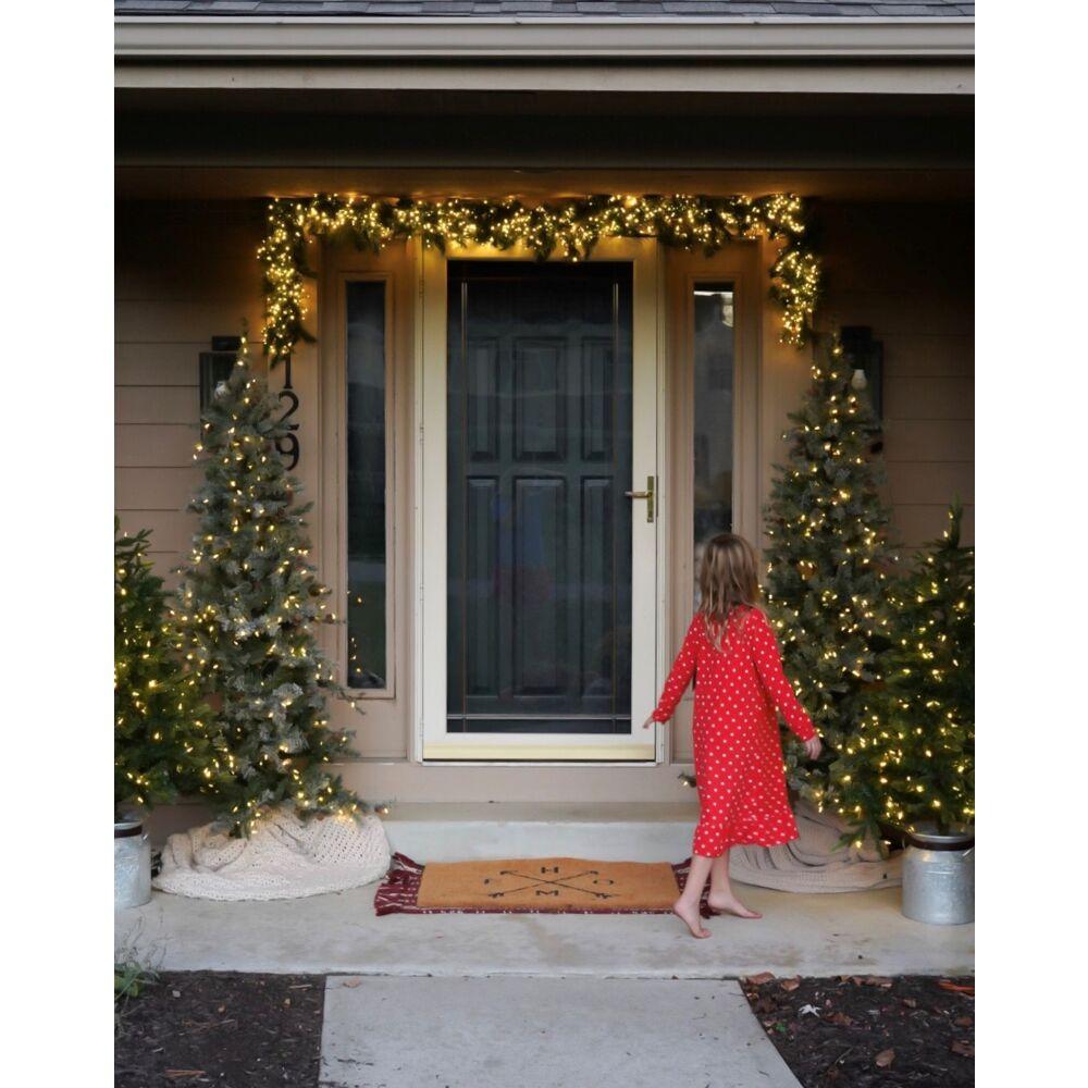 Fraser Hill Farm 7.5-Foot Pre-Lit Buffalo Fir Green Slim Artificial Christmas Tree, Smart Lights, FFBF075-3SN