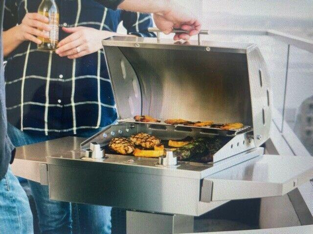 18-Inch -In / Portable 1300 Watt Electric Grill On Patio