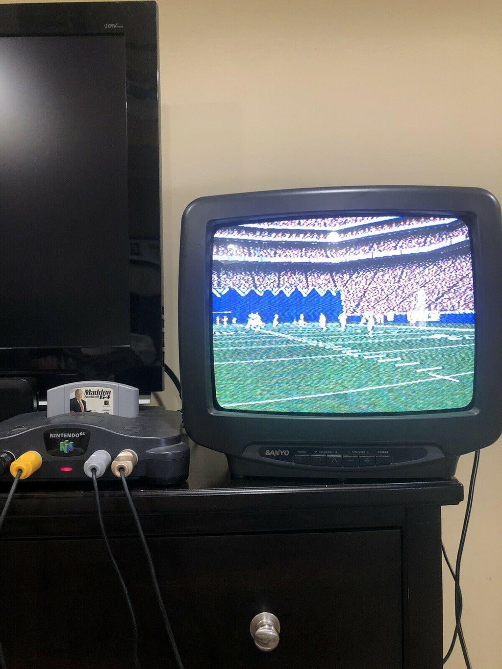 64 Console with 2 Controllers and 5 Games NASCAR Madden 64 NBA *Read*