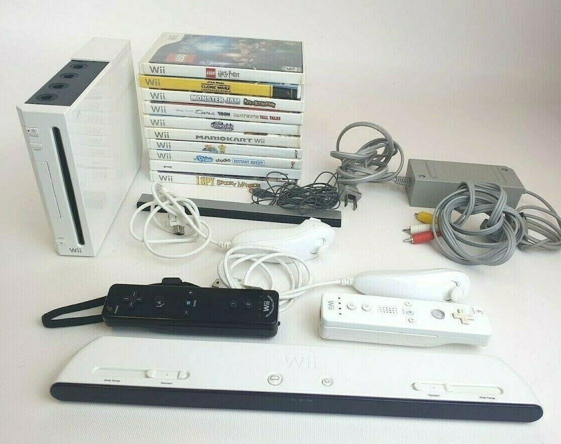 Wii RVL-001 Sensors 10 Games 2 Controllers Mario Kart Harry Potter Lego