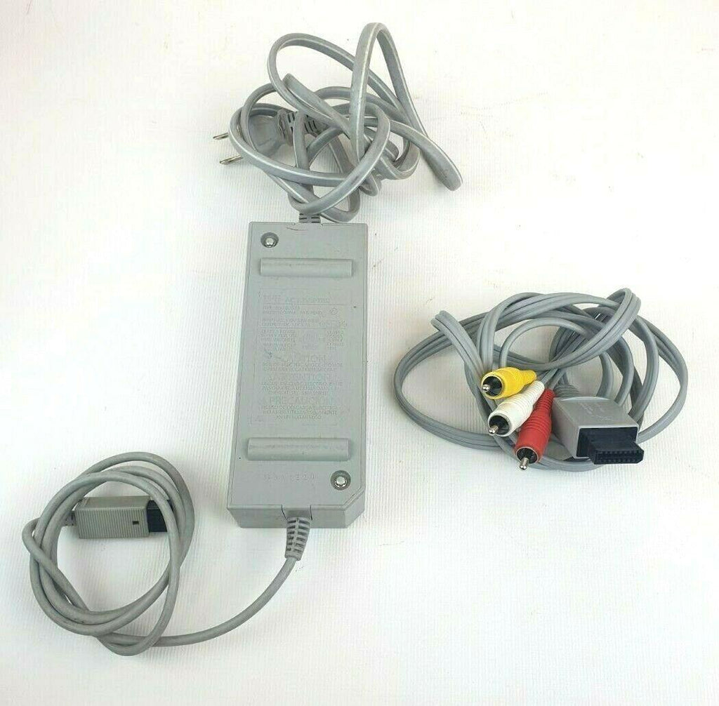 Wii RVL-001 Sensors 10 Games 2 Controllers Mario Kart Harry Potter Lego