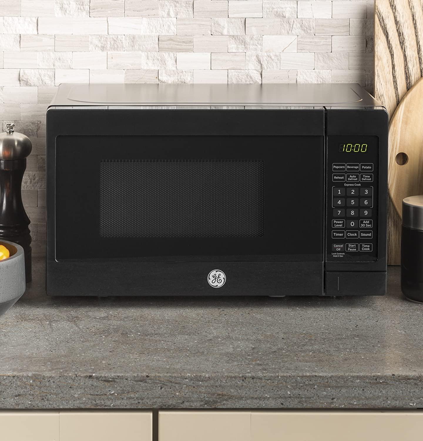 Appliances JES1072DMBB 0.7 Cu. Ft. Capacity Countertop Microwave Oven, Black