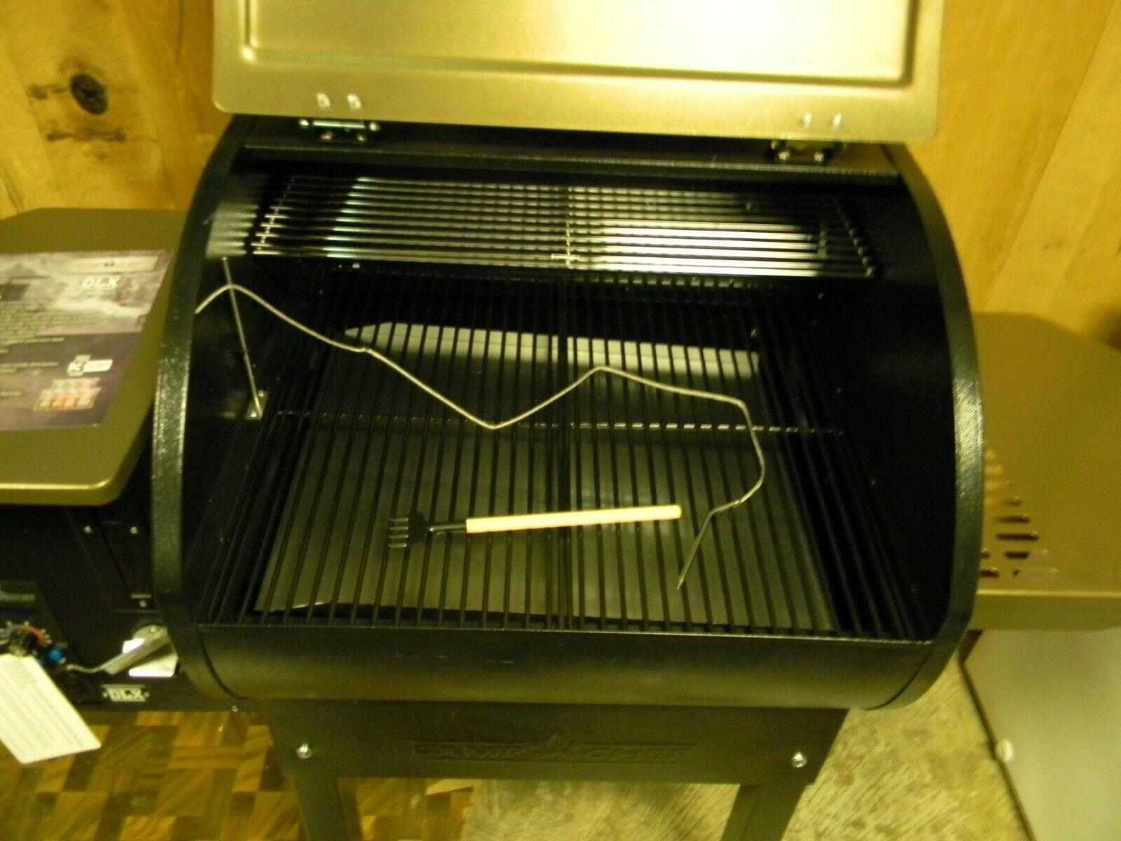 SmokePro DLX Pellet Grill With Cover 570 S.I. Assembled Pick Up Only