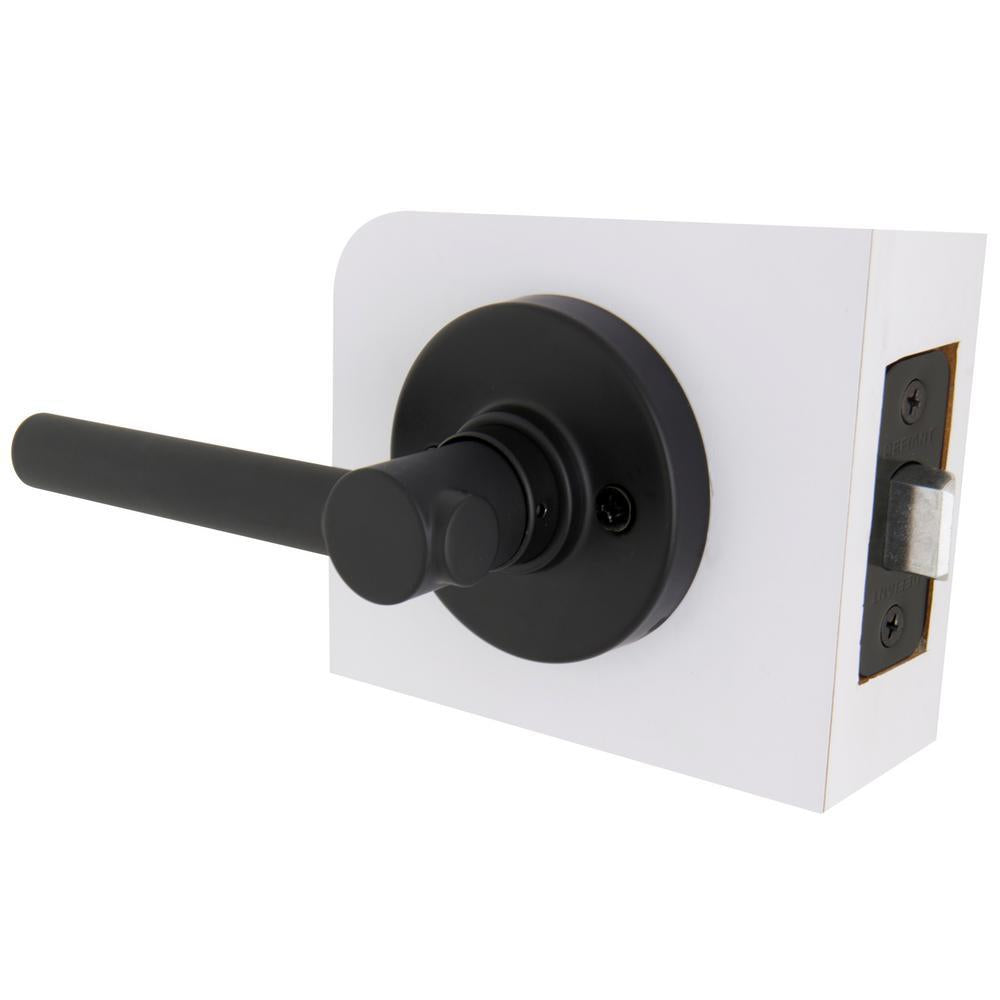 Highland Matte Black Hall and Closet Door Lever with Round Rose